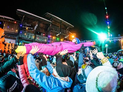 Apres Ski Snowbase