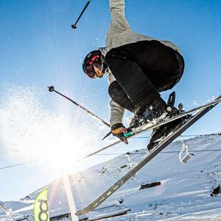 Ski & Boarderweek Action