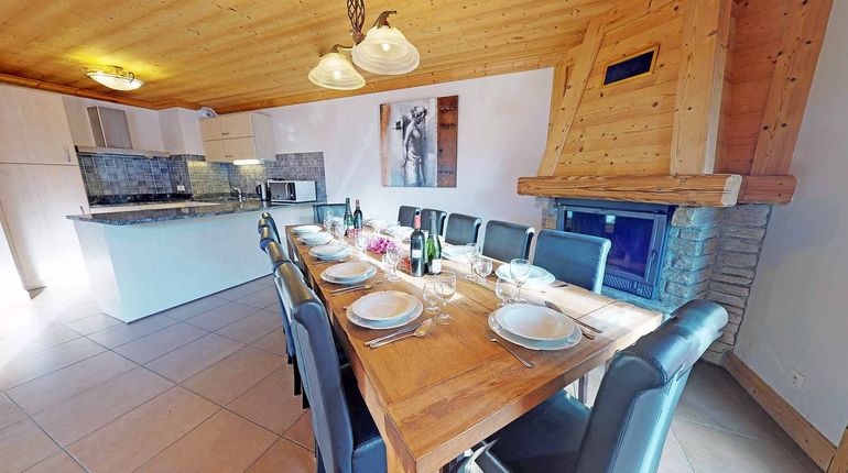 Apartment Küche Tisch